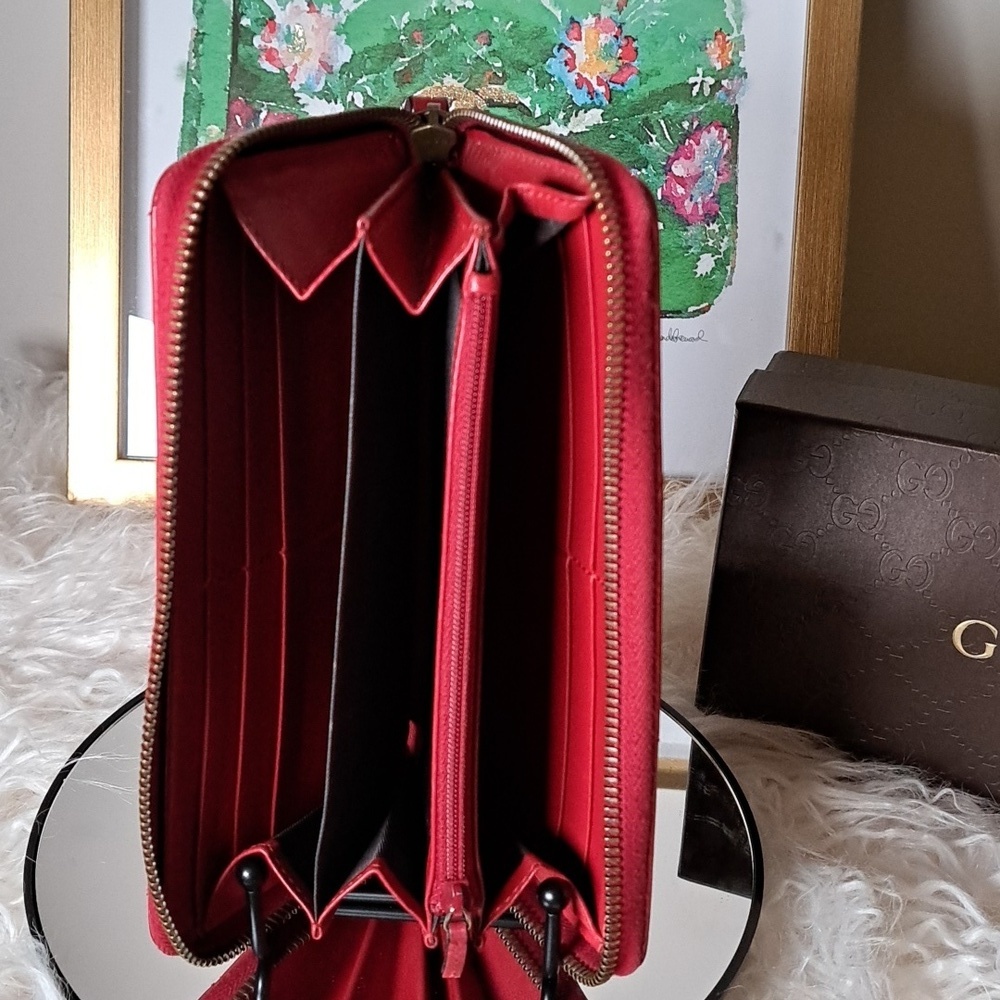 Gucci GG Marmot Zip Around Wallet  EUC - Picture 8 of 17